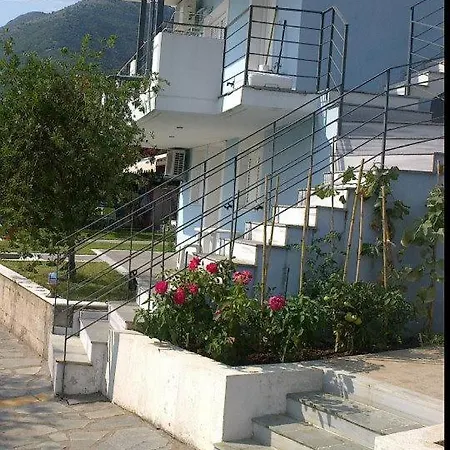 Casa Blu Apartment Nikiana